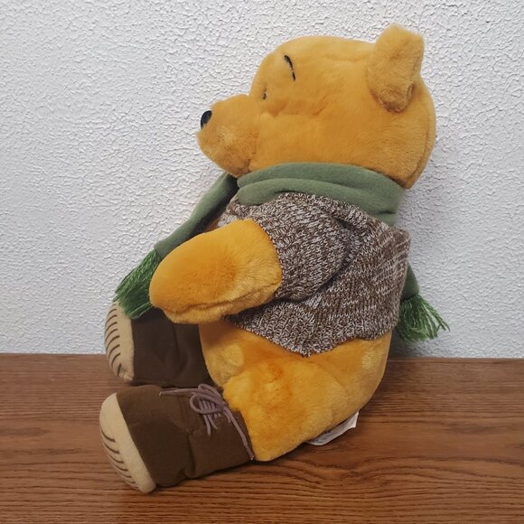 Plush Disney Store Evergreen Winnie the Pooh 14" Stuffed Animal - New with tags - Picture 4 of 6